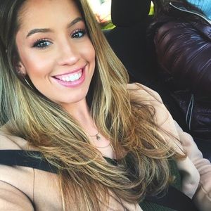 Meet your Posher, Molly